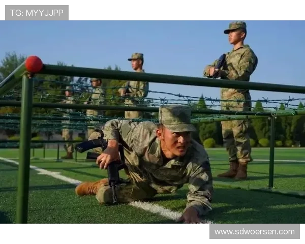 布朗回顾训练营经历称今年体能对抗挑战最为艰难